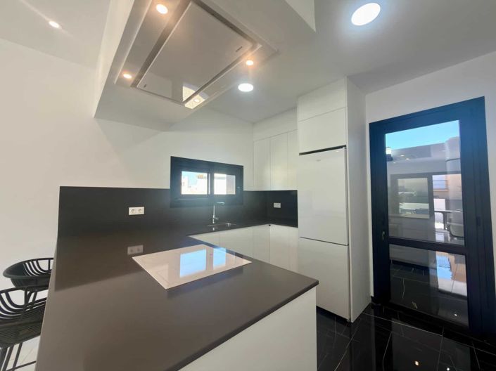 Image No.44-2 Bed Villa for sale