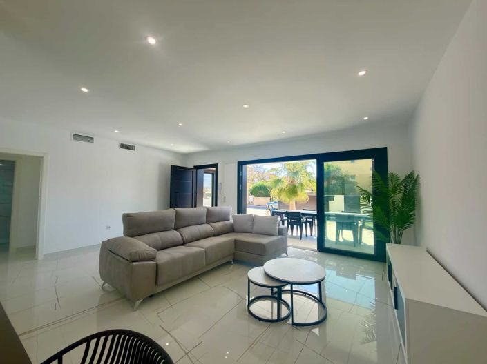 Image No.50-2 Bed Villa for sale