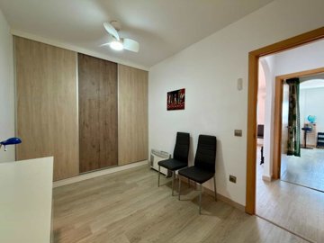 beautifully-presented-3-bedroom-apartment-ver