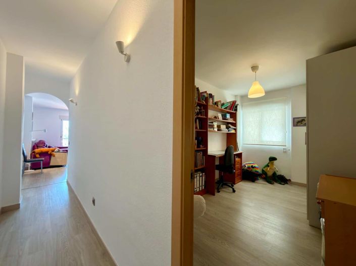 Image No.31-3 Bed Apartment for sale