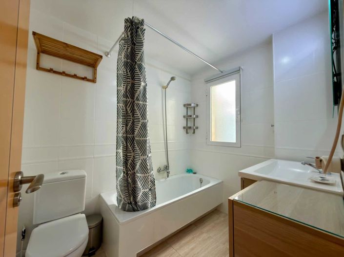 Image No.42-3 Bed Apartment for sale