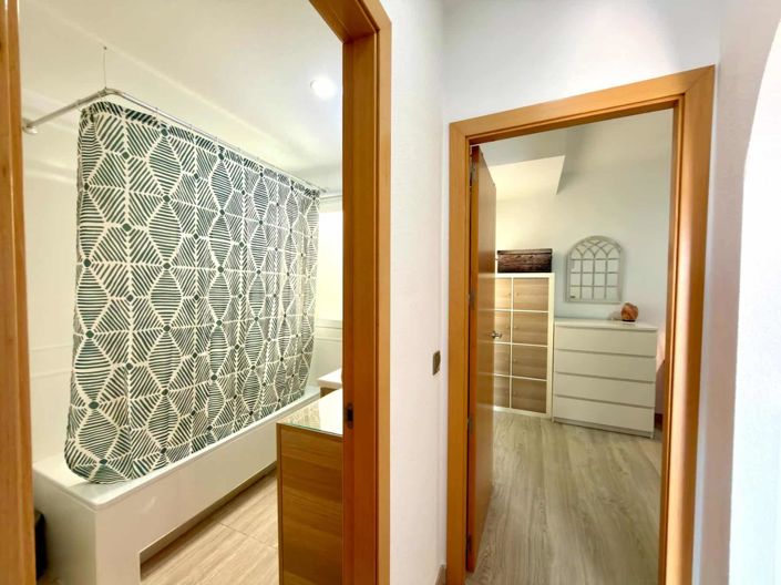 Image No.51-3 Bed Apartment for sale
