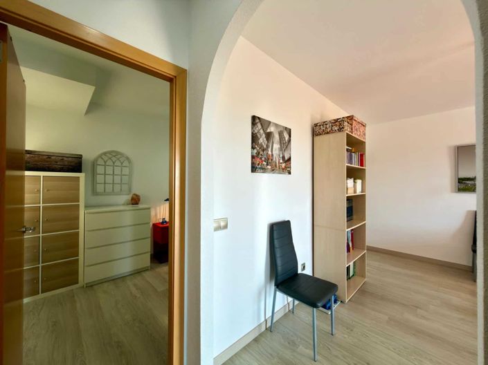 Image No.52-3 Bed Apartment for sale