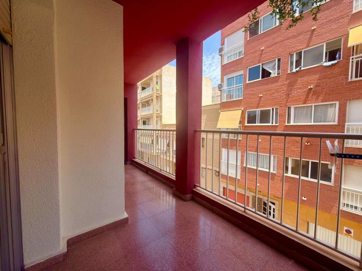 Image No.23-4 Bed Apartment for sale