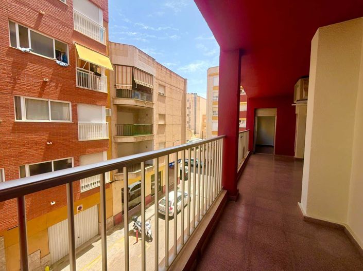 Image No.25-4 Bed Apartment for sale