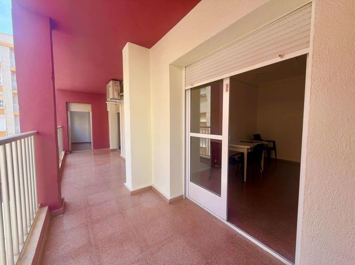Image No.26-4 Bed Apartment for sale