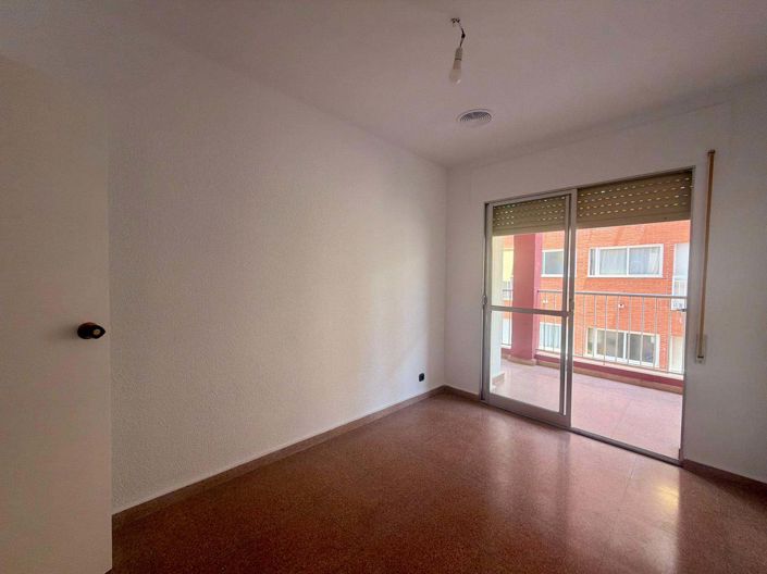 Image No.39-4 Bed Apartment for sale