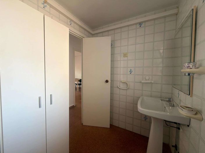 Image No.48-4 Bed Apartment for sale