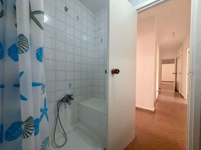 Image No.51-4 Bed Apartment for sale