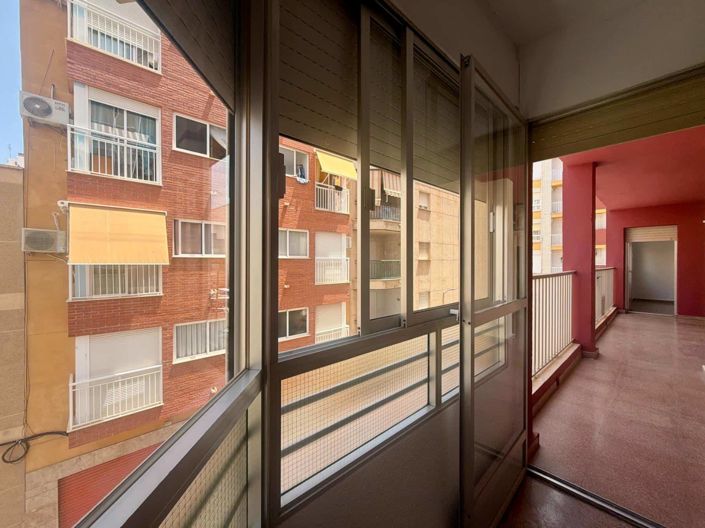 Image No.53-4 Bed Apartment for sale