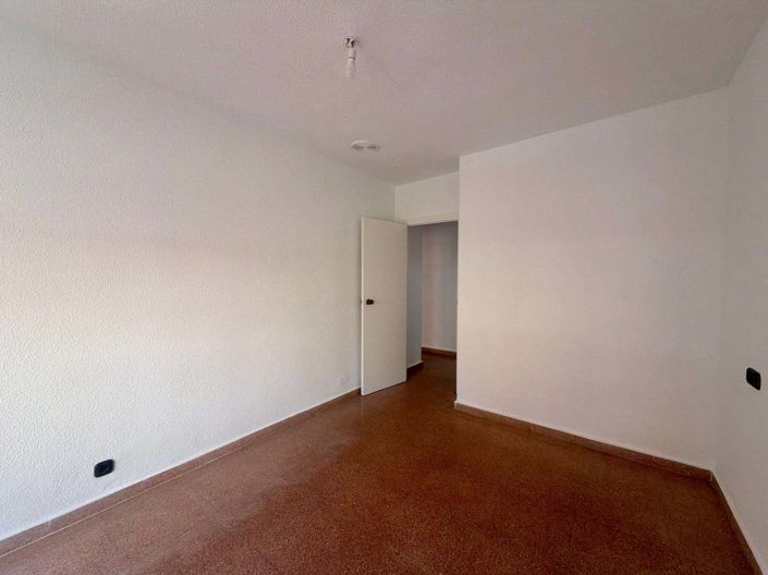 Image No.55-4 Bed Apartment for sale