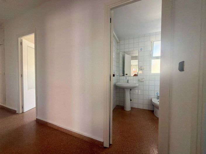 Image No.58-4 Bed Apartment for sale
