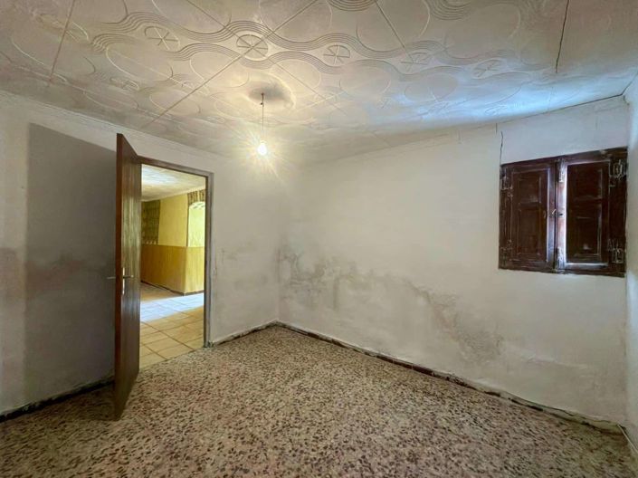 Image No.29-4 Bed Villa for sale