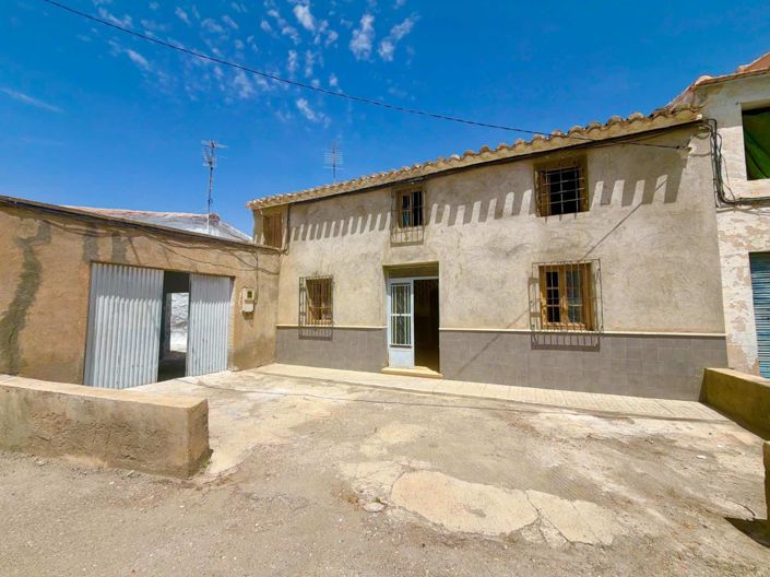 Image No.8-4 Bed Villa for sale