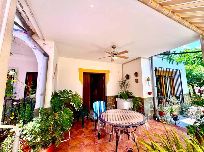 Image No.11-Villa de 4 chambres à vendre à Costa Tropical