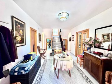 detached-villa-for-sale-in-picena-granada-14