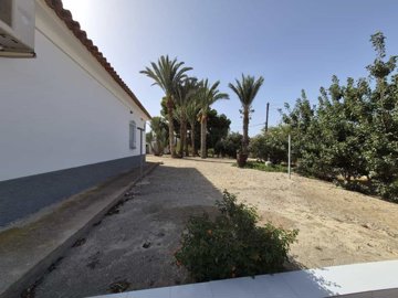 4-bedroom-villa-for-sale-cuevas-del-almanzora