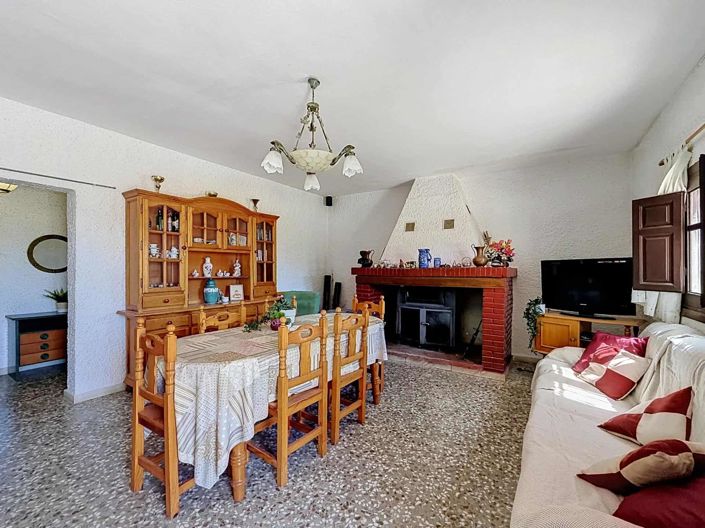 Image No.4-4 Bed Villa for sale