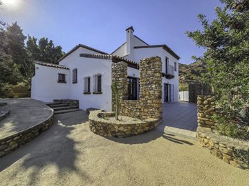 villa-pool-land-mojacar-almeria-6