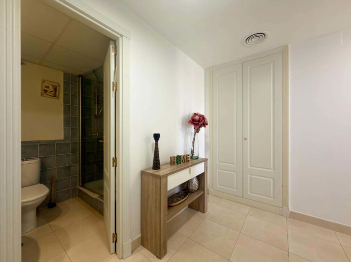 Image No.19-Appartement de 3 chambres à vendre