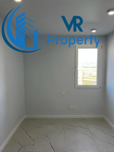 Image No.12-3 Bed Apartment for sale