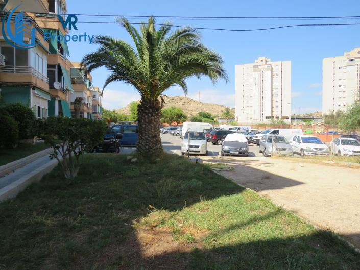 4 Bedrooms apartment for sale in Alicante City Private parking £