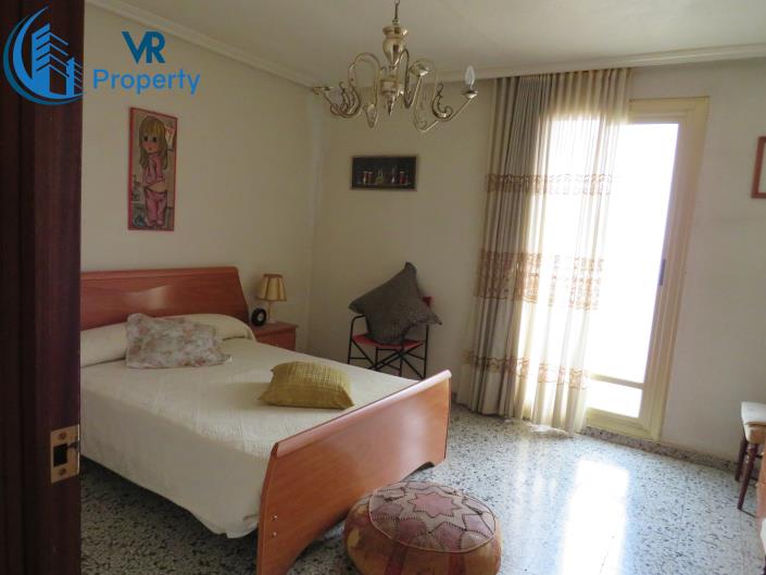 4 Bedrooms apartment for sale in Alicante City £63479 (Ref AP3406295)