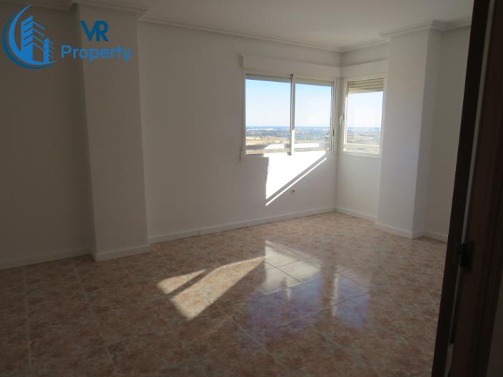 Image No.13-3 Bed Apartment for sale