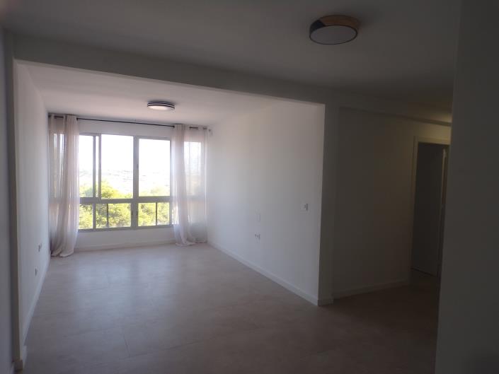 Image No.3-3 Bed Apartment for sale
