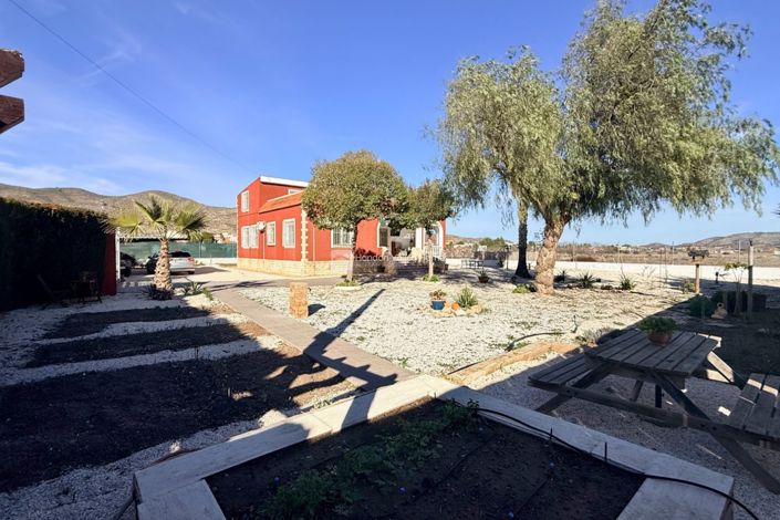 Image No.17-4 Bed Villa for sale