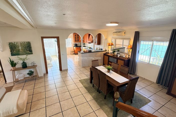 Image No.31-4 Bed Villa for sale