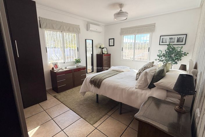 Image No.38-4 Bed Villa for sale