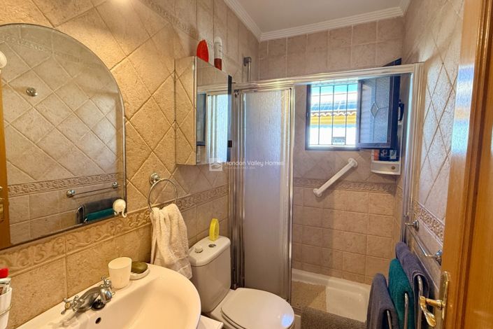 Image No.40-3 Bed Villa for sale