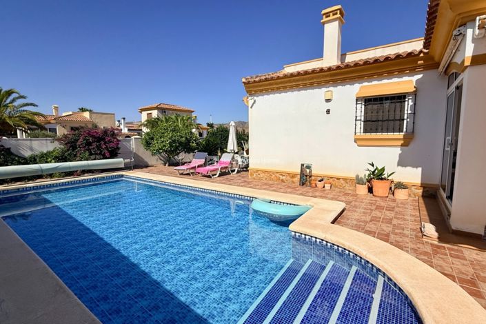 Image No.5-3 Bed Villa for sale