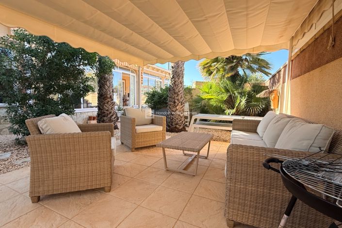 Image No.18-3 Bed Villa for sale