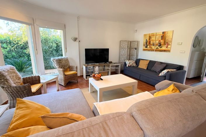 Image No.33-3 Bed Villa for sale