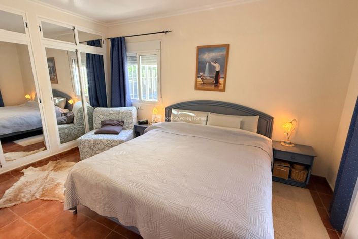 Image No.42-3 Bed Villa for sale