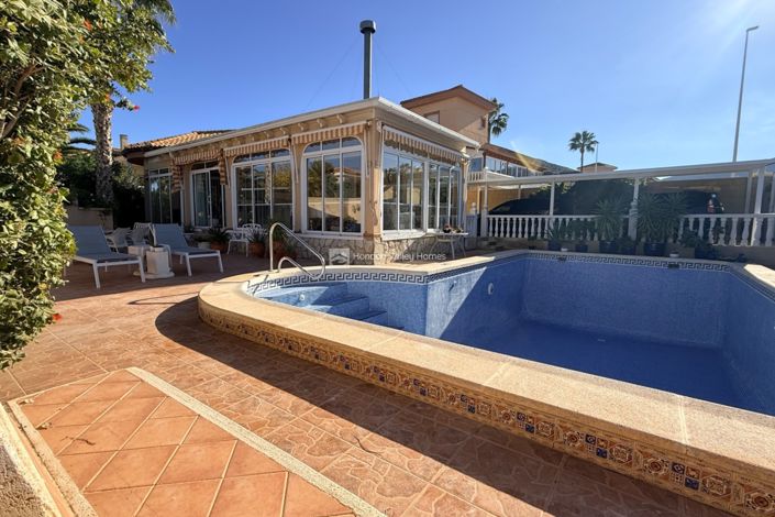 Image No.8-3 Bed Villa for sale