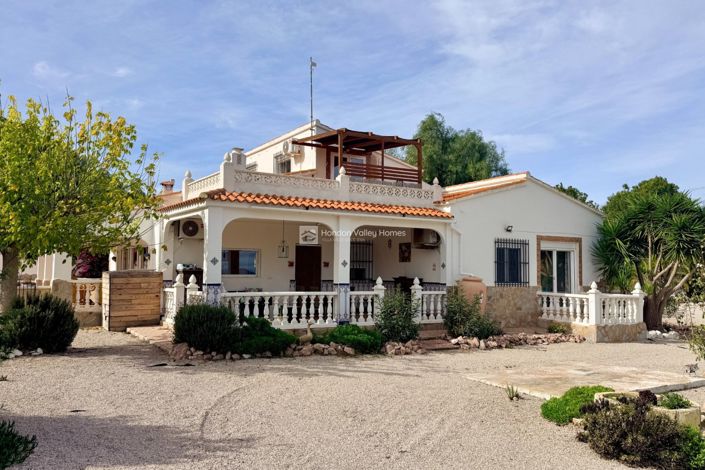 Image No.23-4 Bed Property for sale