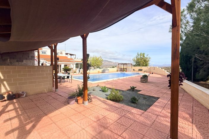 Image No.29-4 Bed Property for sale