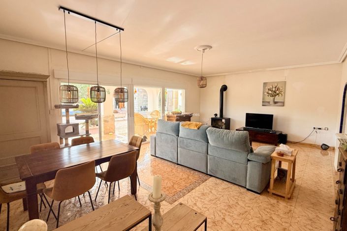 Image No.38-4 Bed Property for sale