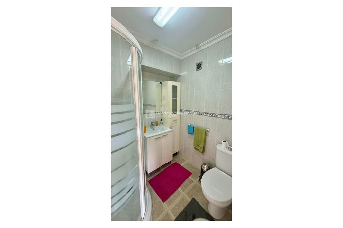 Image No.48-4 Bed Property for sale