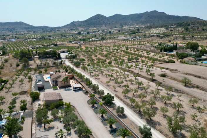 Image No.17-5 Bed Villa for sale