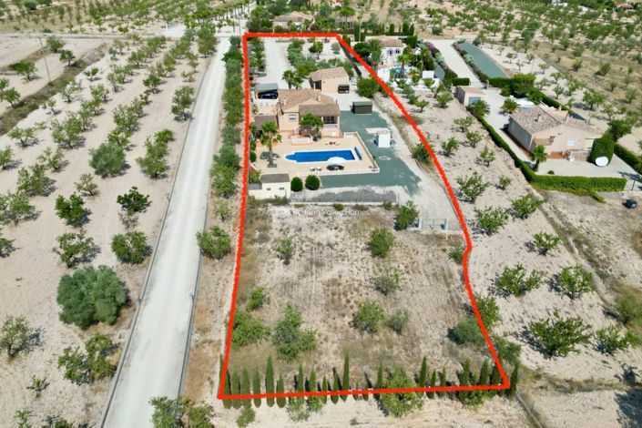 Image No.3-5 Bed Villa for sale