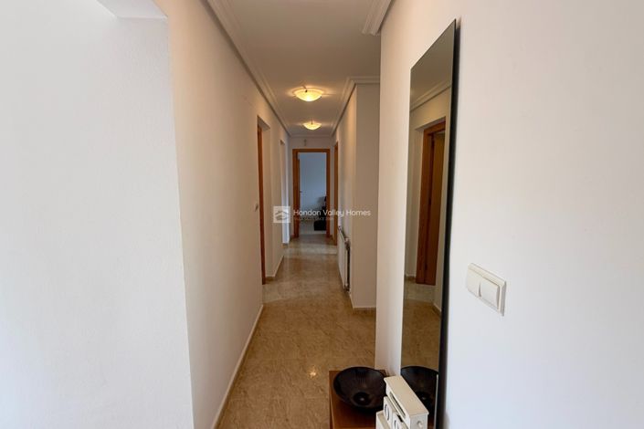 Image No.48-5 Bed Villa for sale