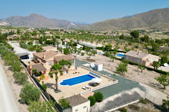 Image No.10-5 Bed Villa for sale