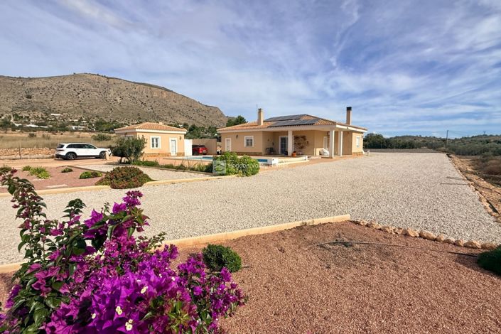 Image No.19-4 Bed Villa for sale