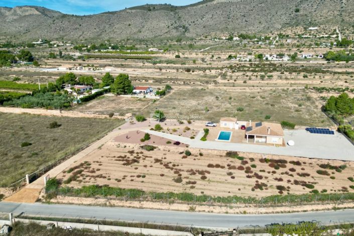 Image No.10-4 Bed Villa for sale