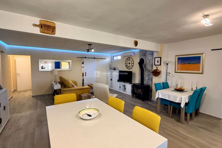 Image No.29-4 Bed Villa for sale