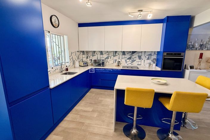 Image No.34-4 Bed Villa for sale